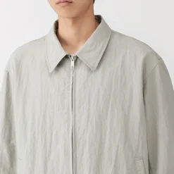 Muji Abrigo con cremallera de nailon reciclado impermeable para hombre