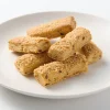 Discount Muji Aperitivos de hojaldre y queso Gouda con tomate y albahaca