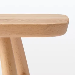 Hot Muji Banco con patas redondeadas de haya maciza