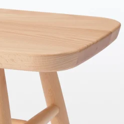 Hot Muji Banco con patas redondeadas de haya maciza