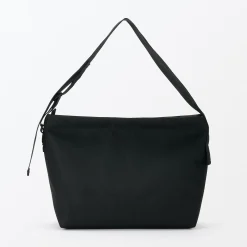 New Muji Bandolera con correa ancha de poliéster reciclado Negro