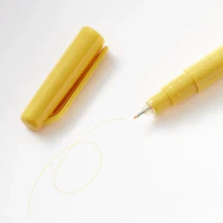 Sale Muji Bolígrafo de punta fina a base de agua - 0,5 mm, Amarillo Mostaza