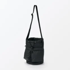 Hot Muji Bolsa acolchada de nylon reciclado repelente al agua