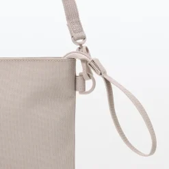 Outlet Muji Bolsa bandolera repelente al agua.