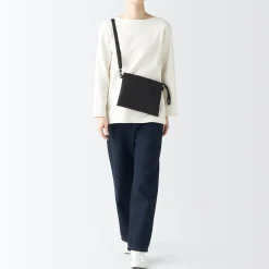 Outlet Muji Bolsa bandolera repelente al agua.