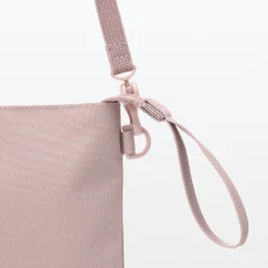 Outlet Muji Bolsa bandolera repelente al agua.