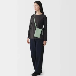 Clearance Muji Bolsa bandolera repelente al agua Mini