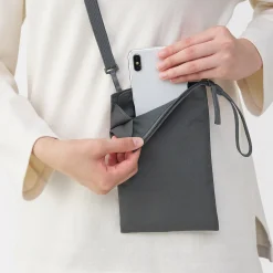 Clearance Muji Bolsa bandolera repelente al agua Mini