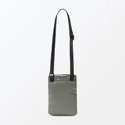 Clearance Muji Bolsa de nailon reciclado y cuerpo cruzado ‐ Mini