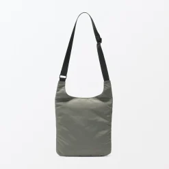 Best Muji Bolsa de nailon reciclado y cuerpo cruzado