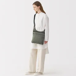 Best Muji Bolsa de nailon reciclado y cuerpo cruzado