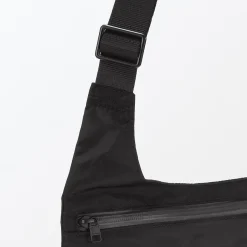 Best Muji Bolsa de nailon reciclado y cuerpo cruzado