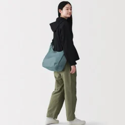 Muji Bolso bandolera de poliéster y 2 asas repelente al agua