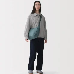 Muji Bolso bandolera de poliéster y 2 asas repelente al agua
