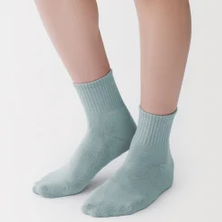 Muji Calcetines cortos de felpa en ángulo recto para hombre
