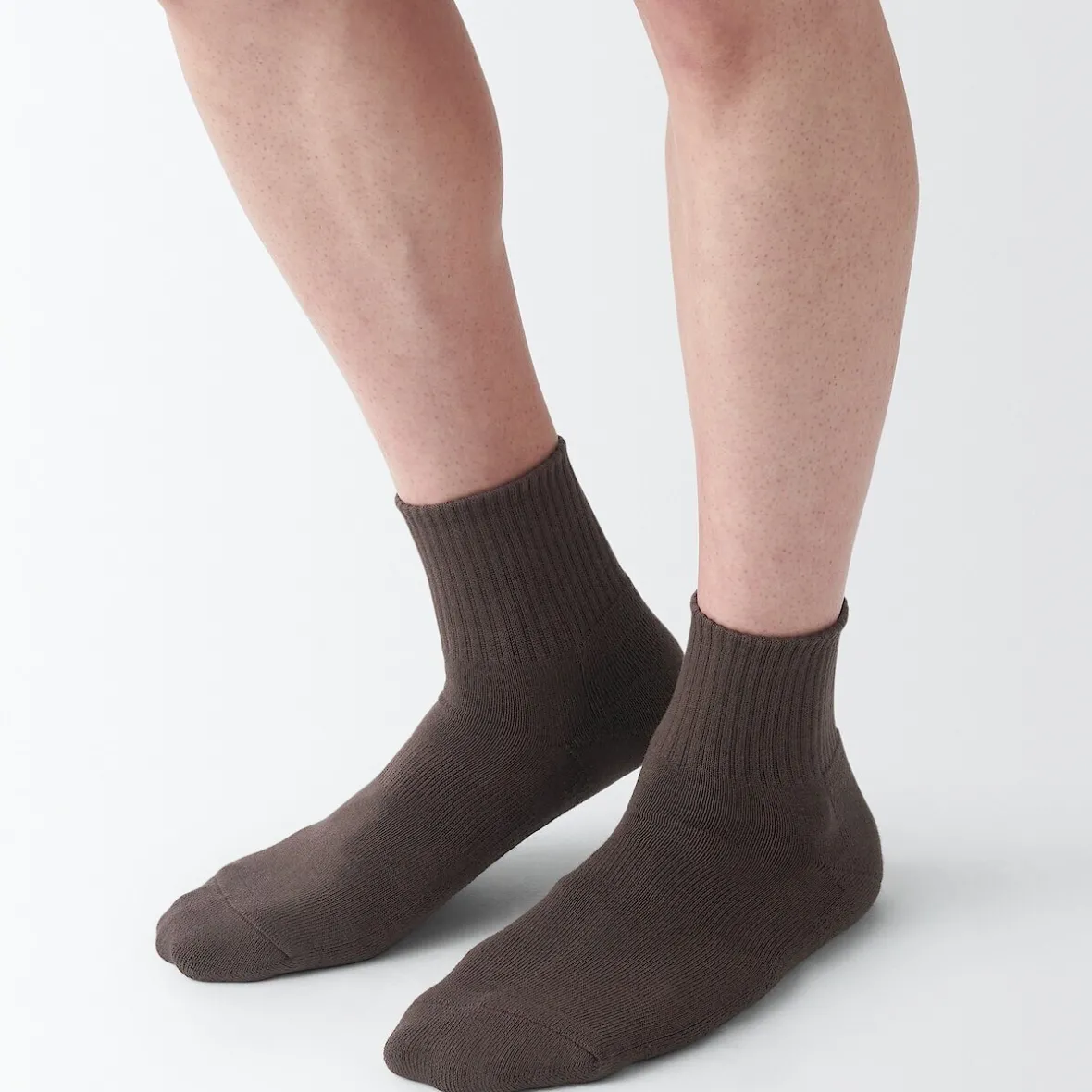 Muji Calcetines cortos de felpa en ángulo recto para hombre