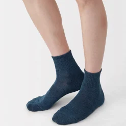 Muji Calcetines cortos de felpa en ángulo recto para hombre