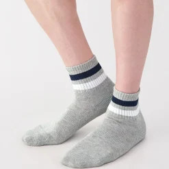 Muji Calcetines cortos forrados de felpa con ángulo recto para hombre