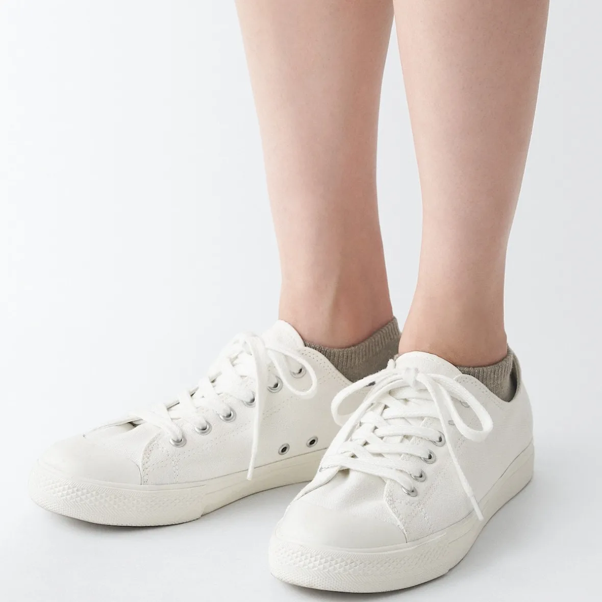 Discount Muji Calcetines deportivos de ángulo recto para mujer
