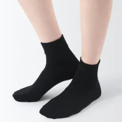 Outlet Muji Calcetines tobilleros de modal mezclado con ángulo recto y puño cómodo para mujer