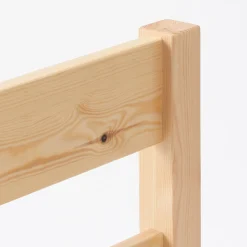 Outlet Muji Cama doble de madera de pino