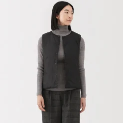 Outlet Muji Chaleco ligero de plumón sin cuello de nailon reciclado para mujer