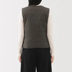 Outlet Muji Chaleco ligero de plumón sin cuello de nailon reciclado para mujer