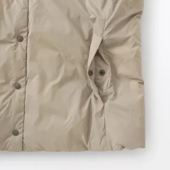 Outlet Muji Chaleco ligero de plumón sin cuello de nailon reciclado para mujer