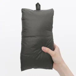 Outlet Muji Chaleco ligero de plumón sin cuello de nailon reciclado para mujer