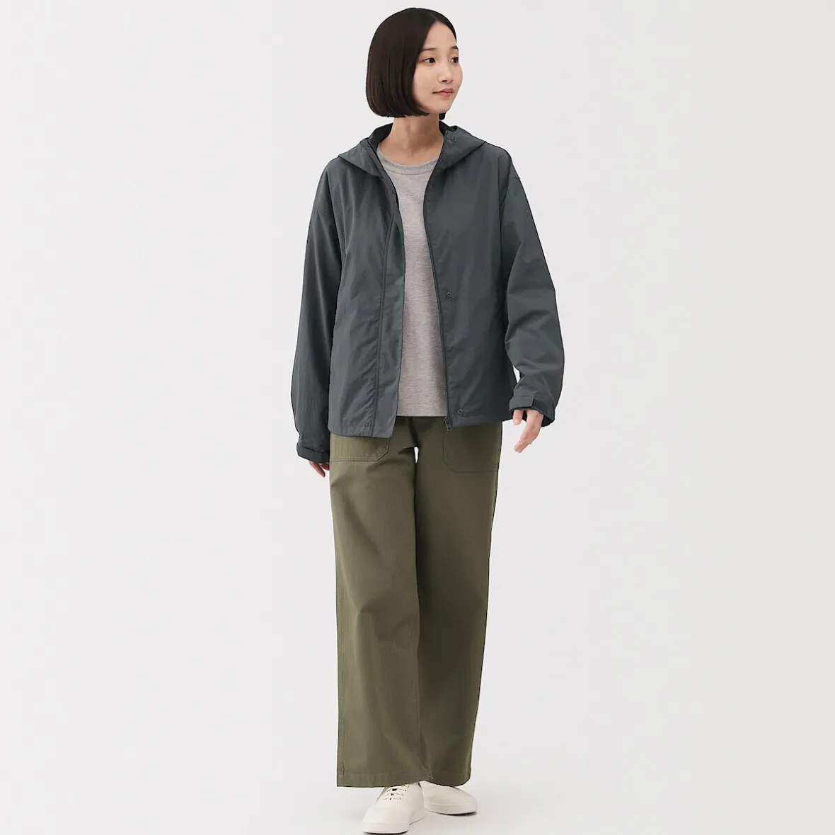 Muji Chaqueta con capucha plegable e impermeable para mujer