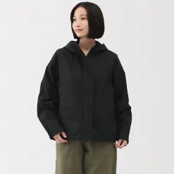 Muji Chaqueta con capucha plegable e impermeable para mujer