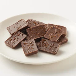 Outlet Muji Chocolate con leche con relleno de caramelo de mantequilla salada