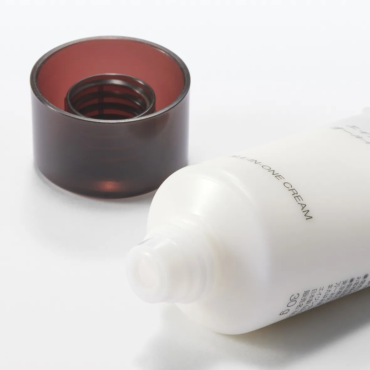 Hot Muji Crema hidratante Ageing Care todo en uno - 30 g