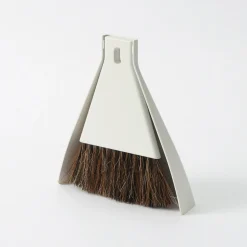 Sale Muji Escoba de mano y recogedor