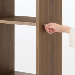 Hot Muji Estantería estrecha de nogal con 2 estantes