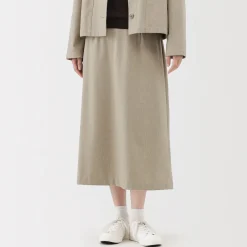 Outlet Muji Falda acampanada elástica y cepillada para mujer