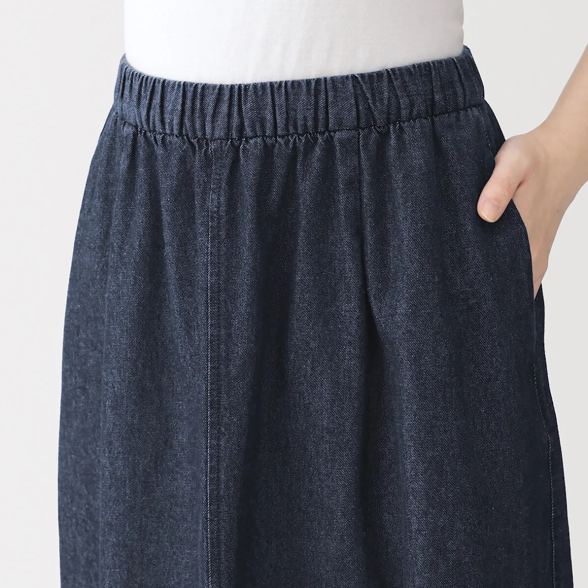 Discount Muji Falda cómoda de corte midi y tejido vaquero lavado para mujer Azul Marino Oscuro