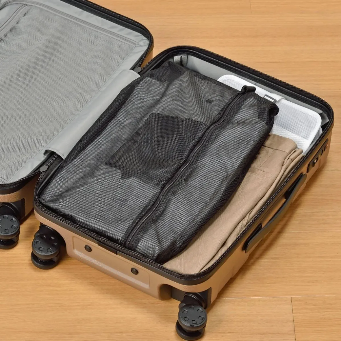 New Muji Funda de ropa lavable grande