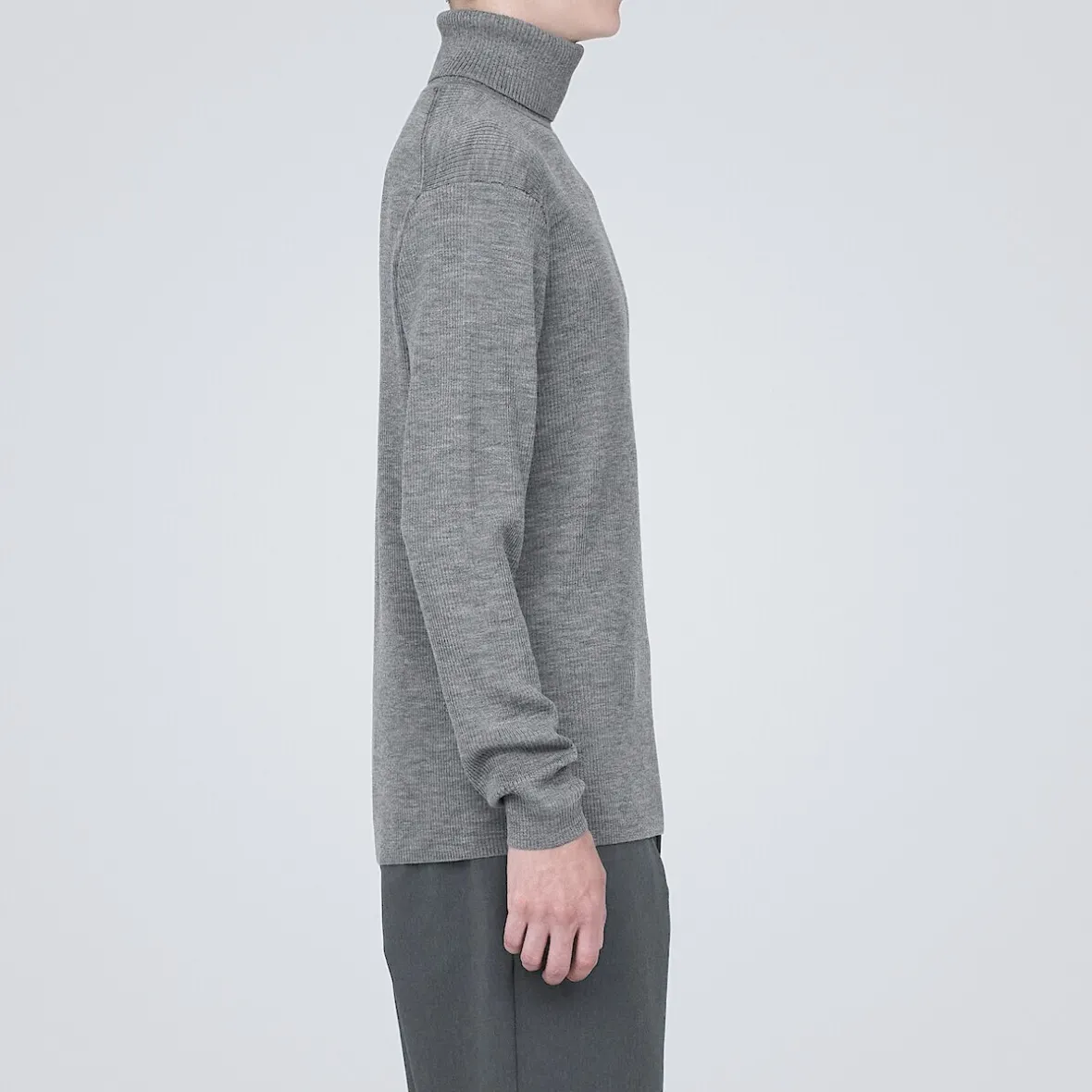 Outlet Muji Jersey de lana con cuello de tortuga acanalado
