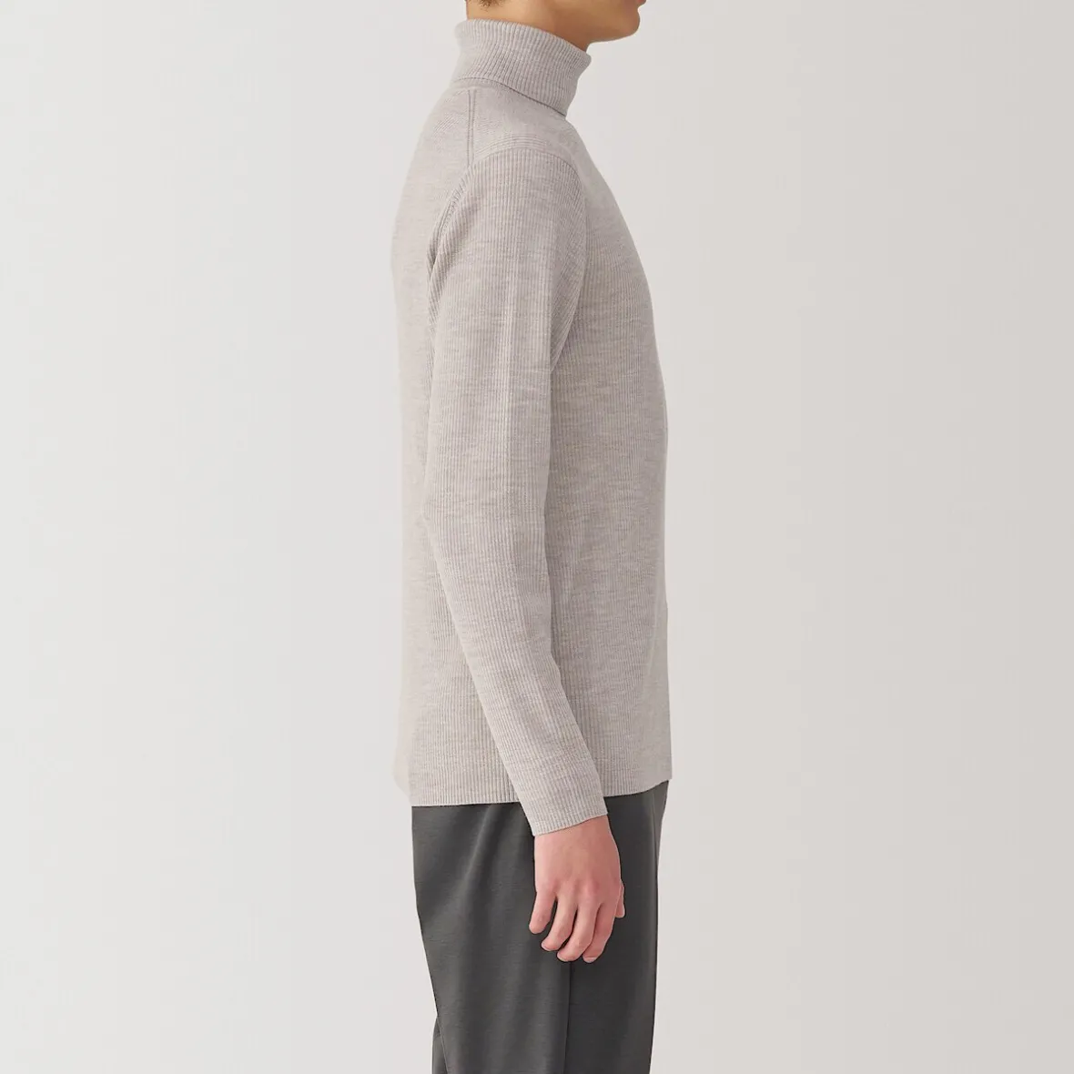 Outlet Muji Jersey de lana con cuello de tortuga acanalado