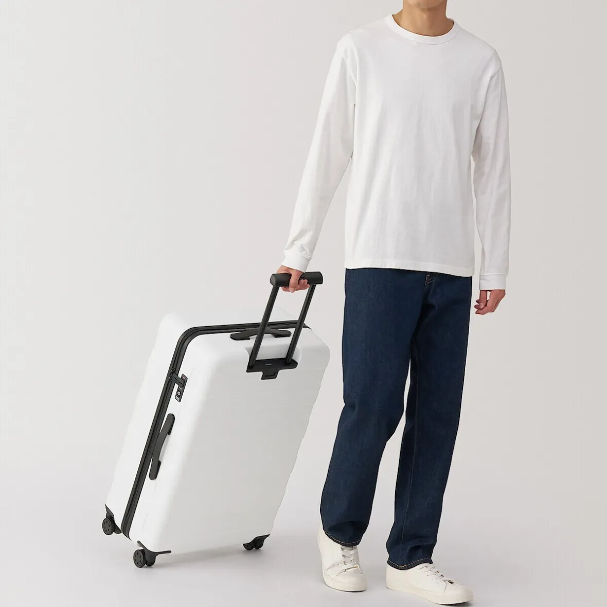 Sale Muji Maleta Trolley Rígida 75L, Mediana