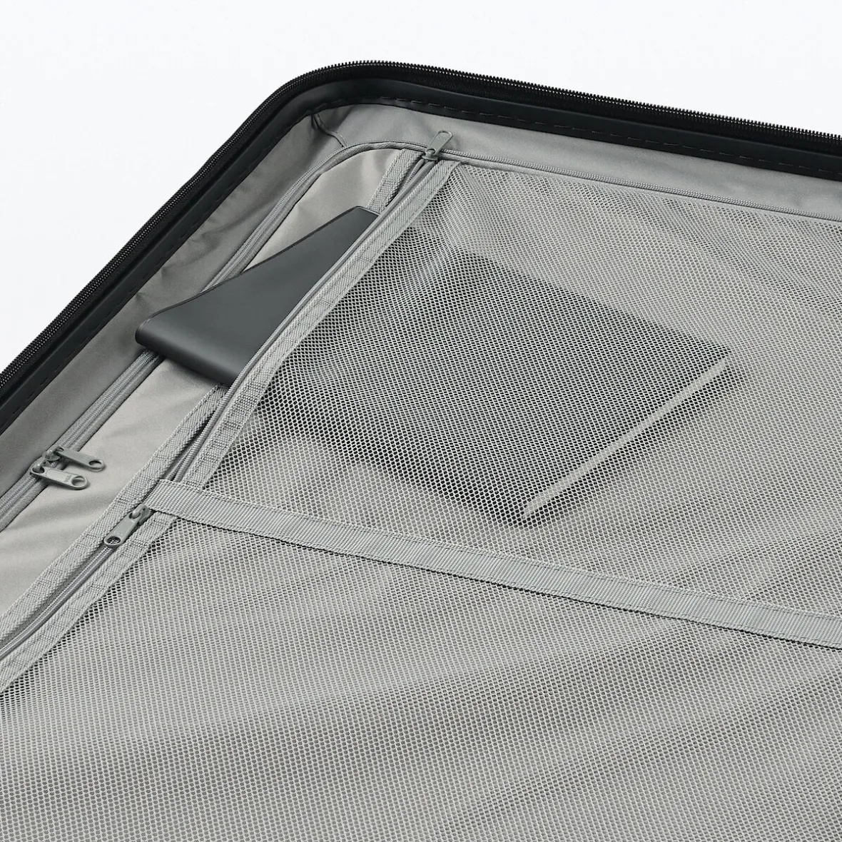 Sale Muji Maleta Trolley Rígida 75L, Mediana