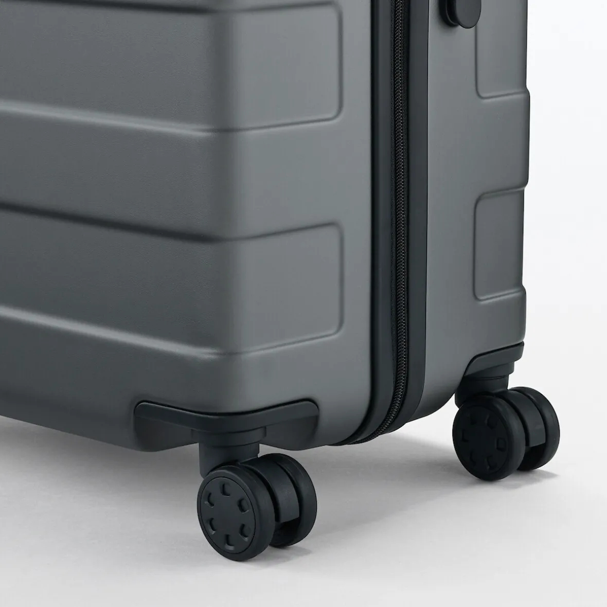 Sale Muji Maleta Trolley Rígida 75L, Mediana