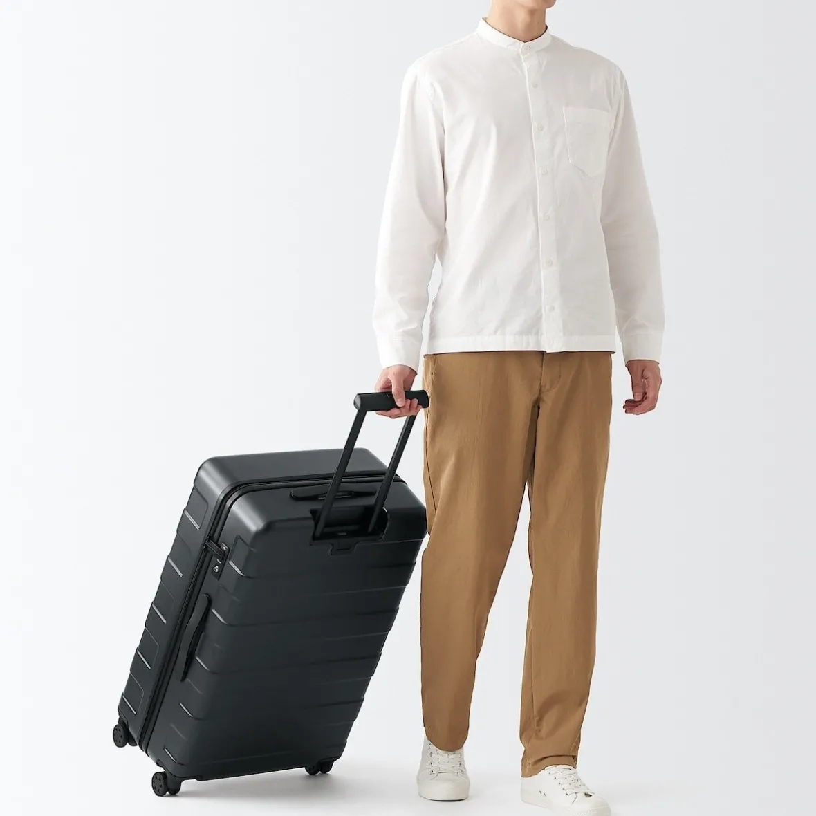 Sale Muji Maleta Trolley Rígida 75L, Mediana