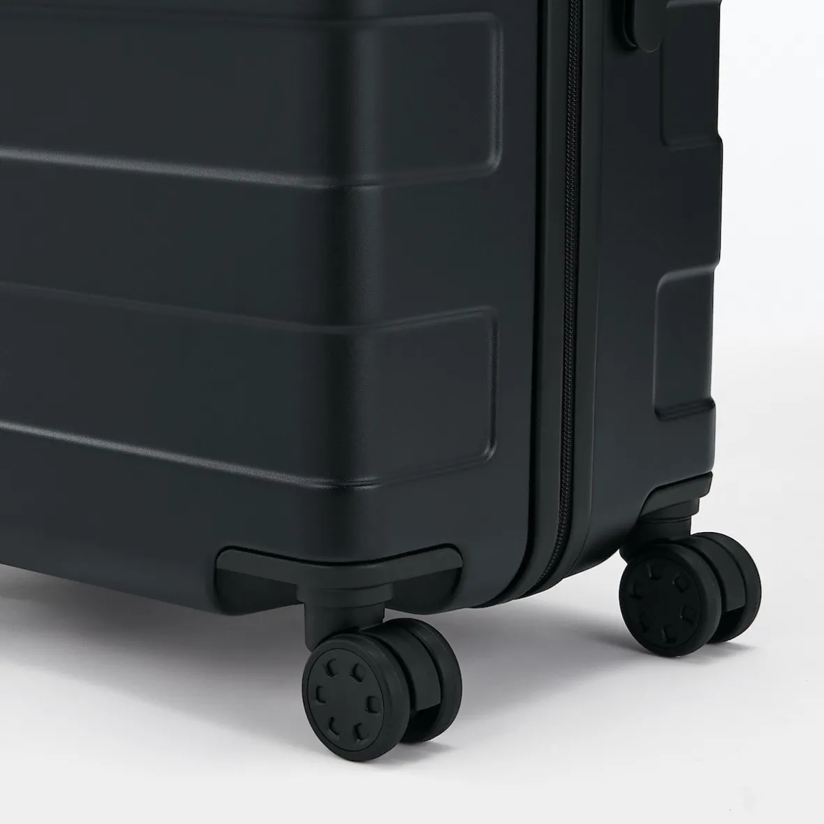 Sale Muji Maleta Trolley Rígida 75L, Mediana