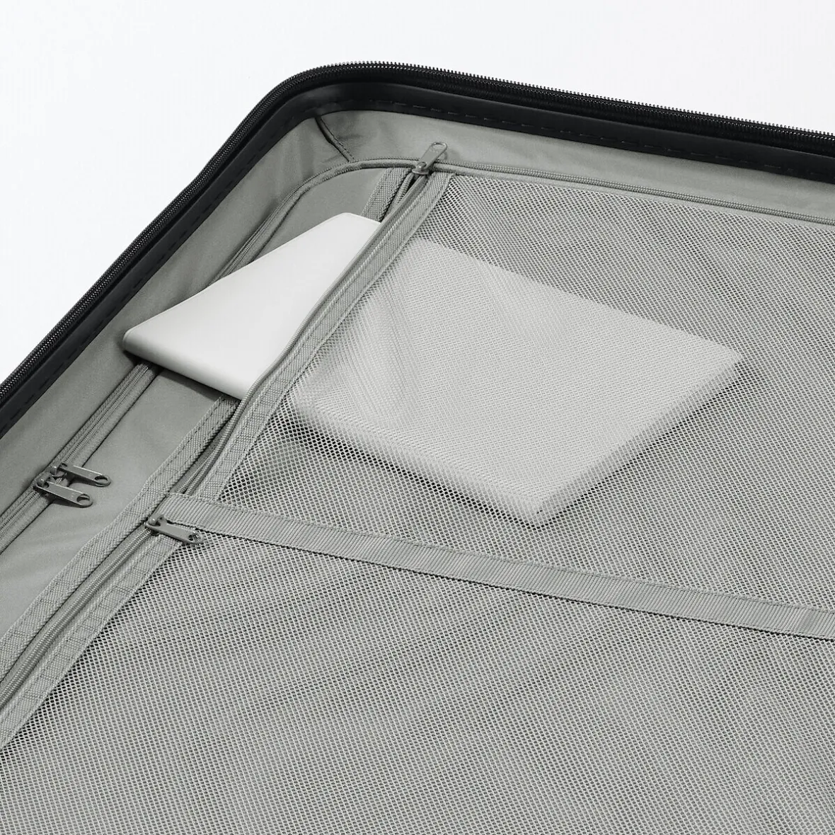 Sale Muji Maleta Trolley Rígida 75L, Mediana