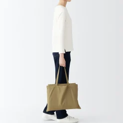 Muji Manta de picnic acolchada y resistente al agua - Mediana