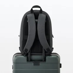 Clearance Muji Mochila impermeable de poliéster reciclado Gris Oscuro