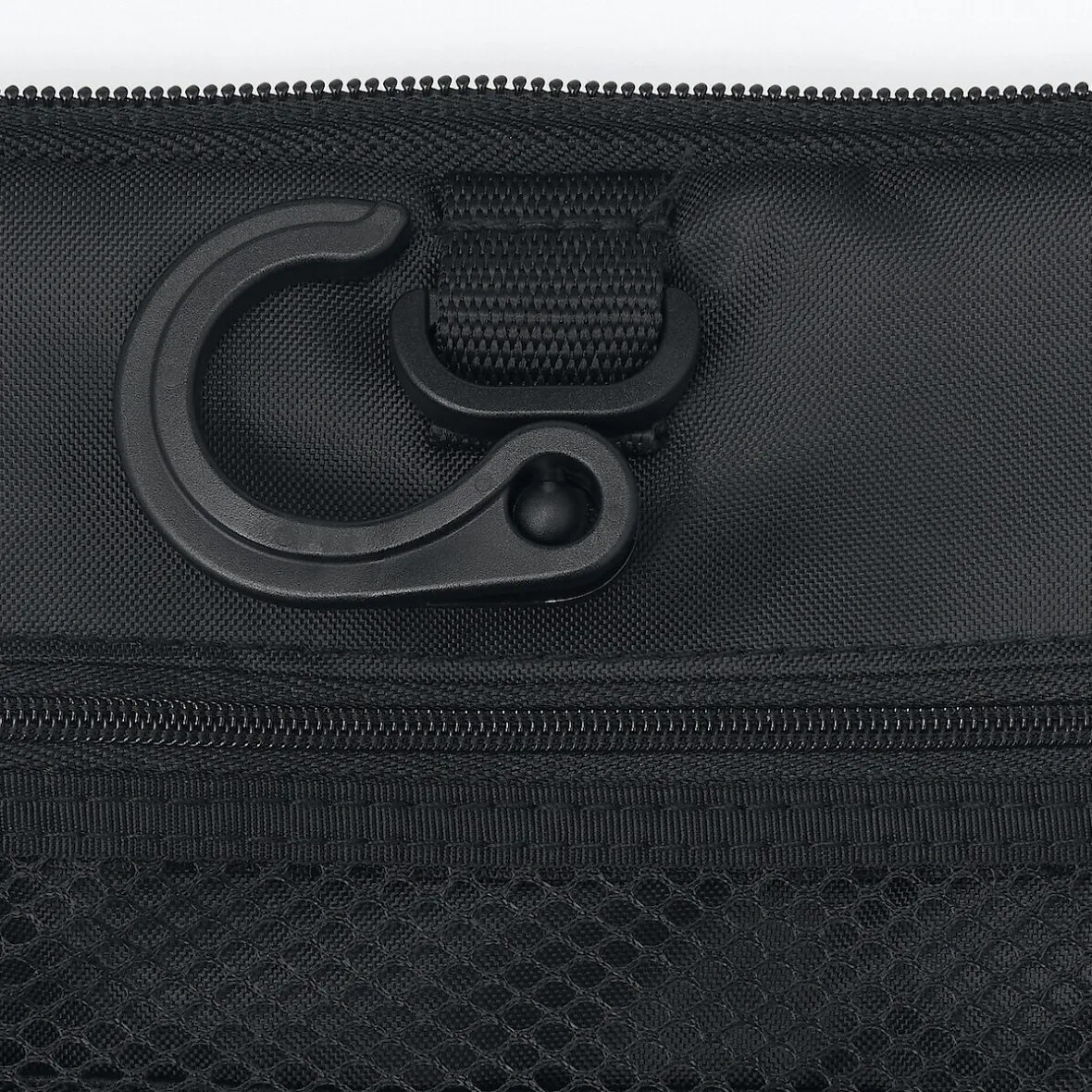 Online Muji Neceser colgante