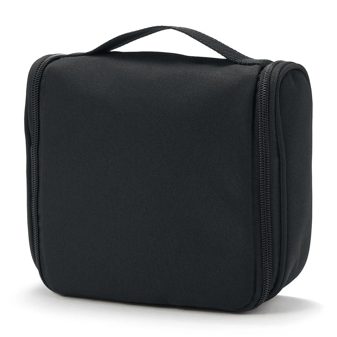 Online Muji Neceser colgante